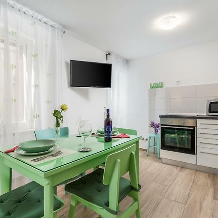 רייקה Adeona Apartments מראה חיצוני תמונה