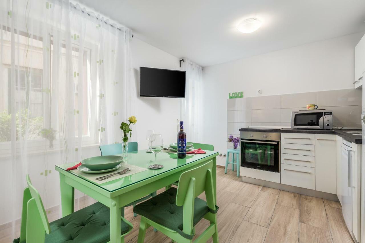 רייקה Adeona Apartments מראה חיצוני תמונה