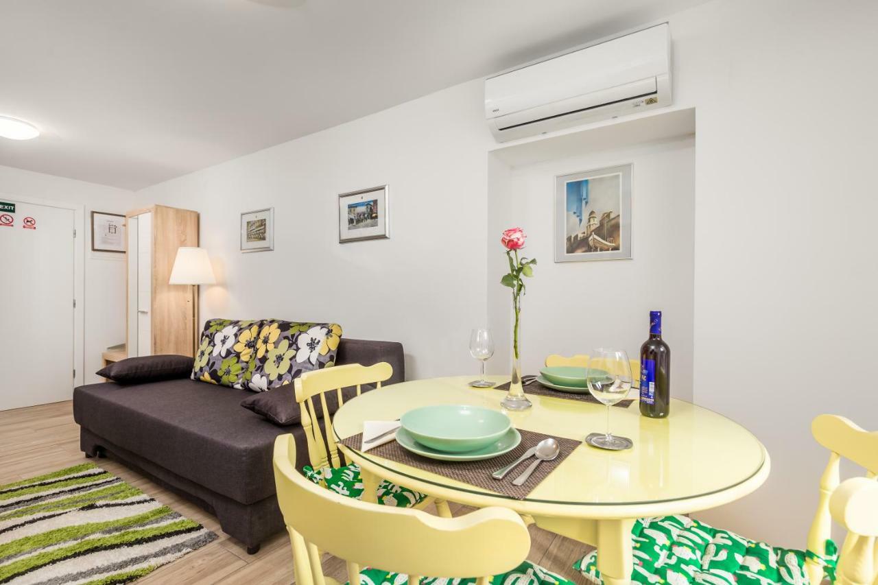 רייקה Adeona Apartments מראה חיצוני תמונה
