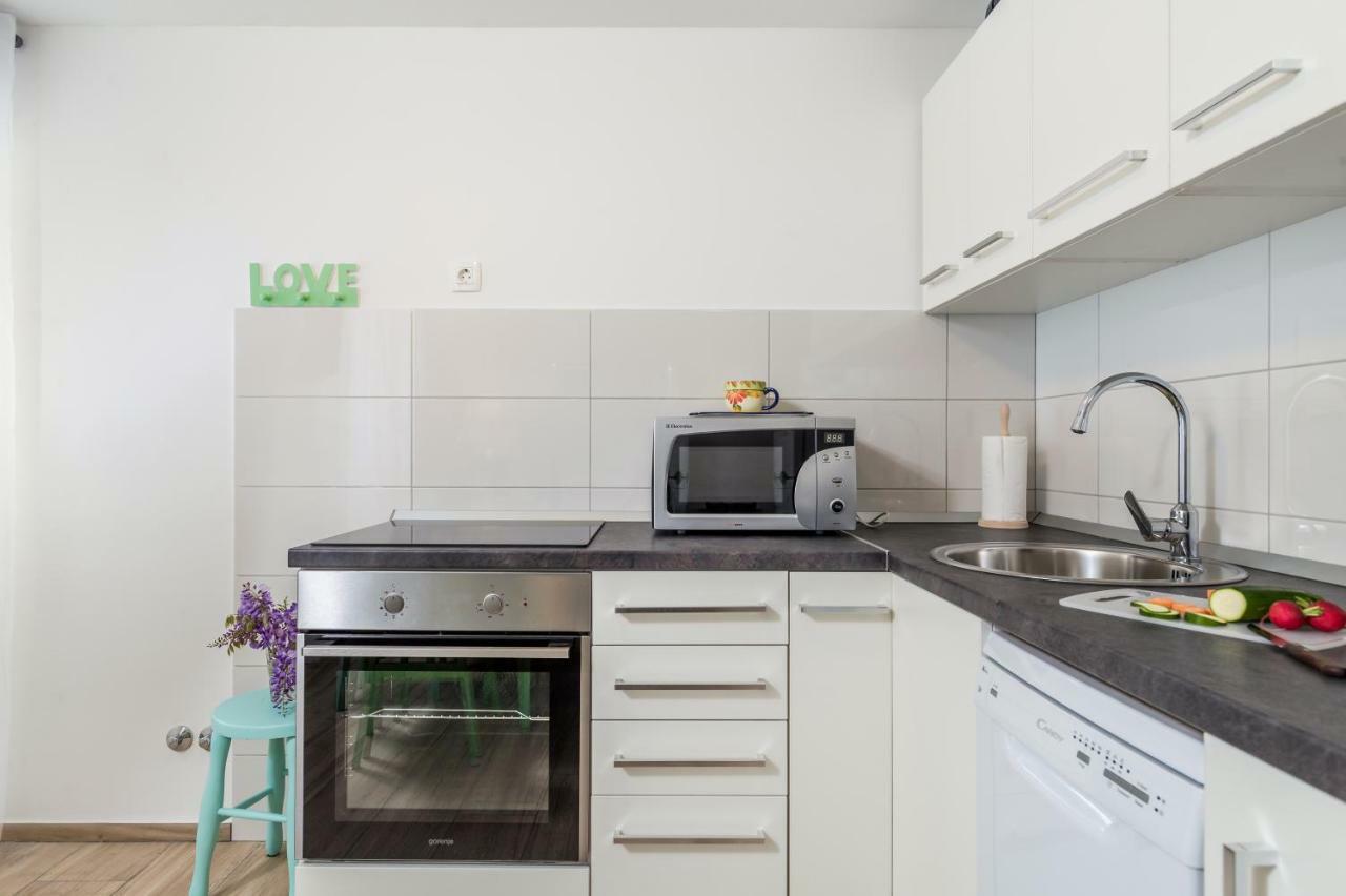 רייקה Adeona Apartments מראה חיצוני תמונה